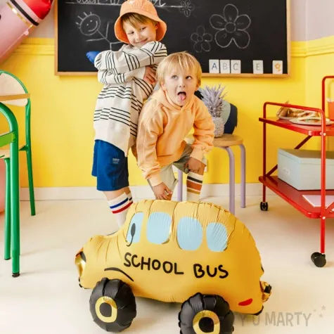 balon foliowy autobus szkolny stojacy zolty partydeco 26 shp