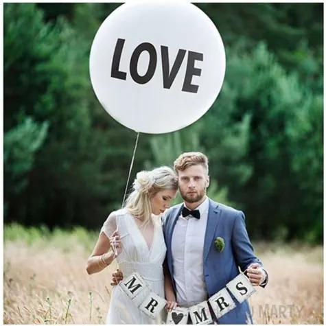 balon olbrzym love bialy partydeco 100 cm