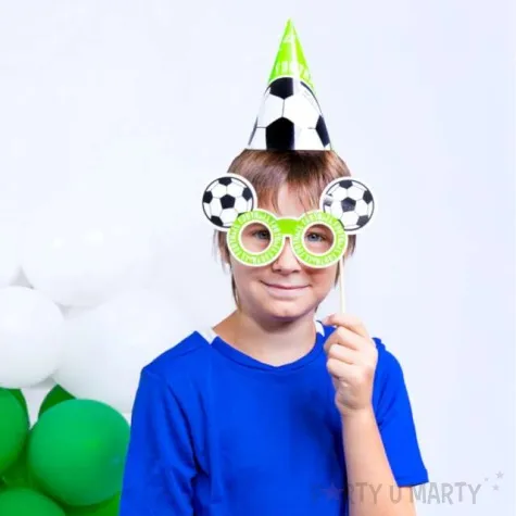 czapeczki papierowe pilka nozna partypal 6 szt