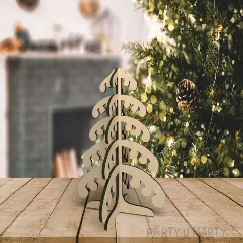 dekoracja drewniana choinka zasypana sniegiem 15 cm