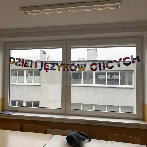 dekoracja na europejski dzien jezykow obcych baner flagi girlanda papierowa do szkoly 3 m