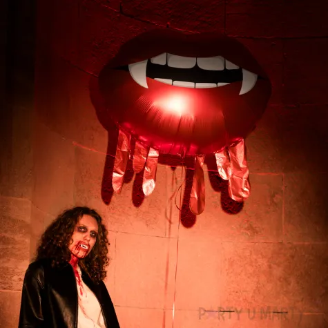 dekoracja na halloween balon foliowy krwawiace usta wampir wampirzyca 42 1 shp