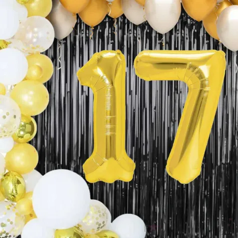dekoracje na 17 urodziny zestaw balonow liczba 17 zloty 33 dgt 2 elementy