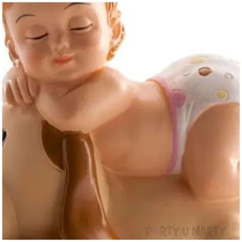 figurka na tort dziewczynka spiaca na psie dekora 10 cm