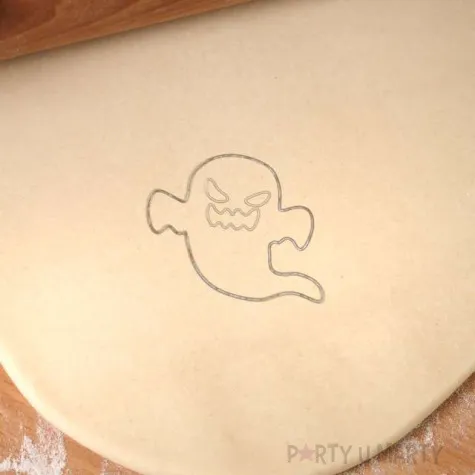 foremka halloween duszek straszny 90x80 mm biala metaliczna