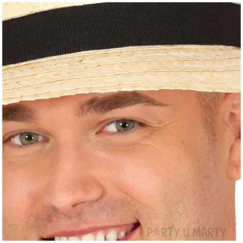 kapelusz slomkowy z czarnym paskiem guirca