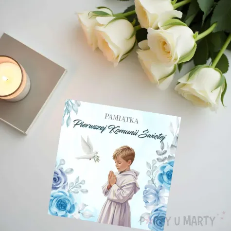 kartka okolicznosciowa chlopiec w albie prezent pamiatka na komunie swieta 15x15 cm