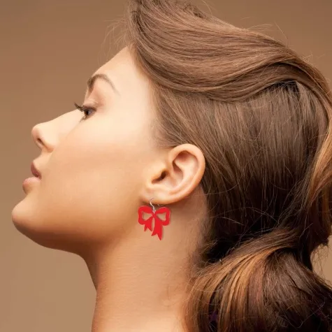 kolczyki kokardy cheerleaderek czerwone 37 x 34 mm