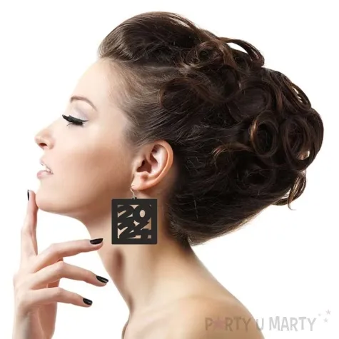 kolczyki nowy rok 2024 cyfry w prostokacie czarne 55 x 58 mm