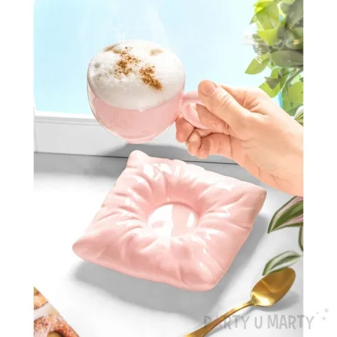 kubek filizanka z poduszka rozowy gadgetmaster 250 ml