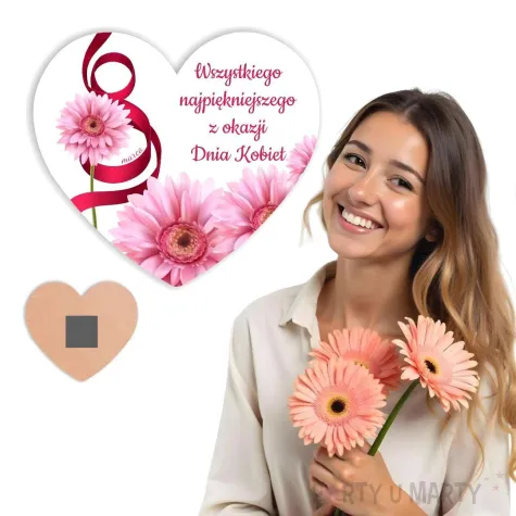 magnes gerbery prezent na dzien kobiet bialy 9 cm