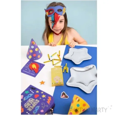 make up kredki do twarzy partydeco 12 sztuk