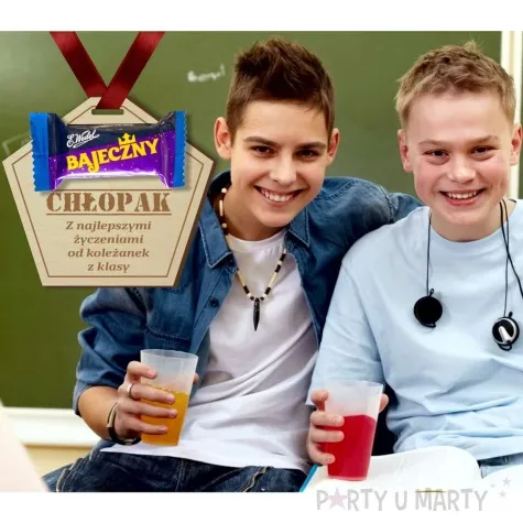 medal bajeczny chlopak pieciokat drewniany 75 mm