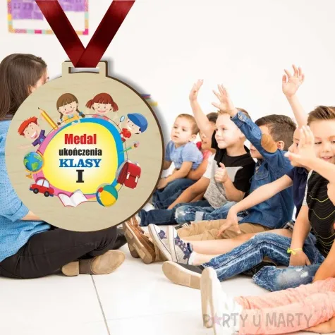 medal drukowany ukonczenia klasy i drewniany 72 mm