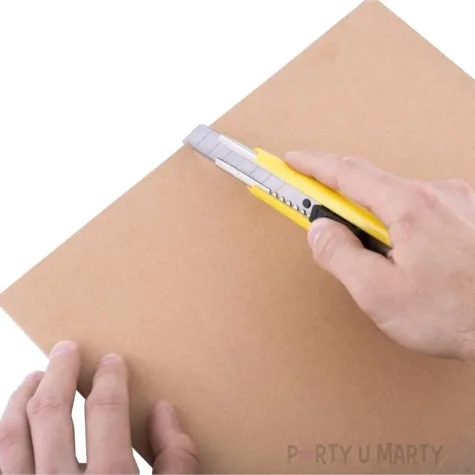 noz do tapet plastikowy zolty d rect 18 mm