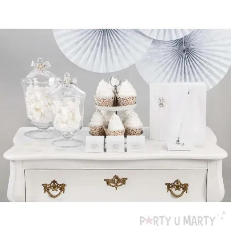 oslonki na muffinki koronka bialy partydeco 10 szt