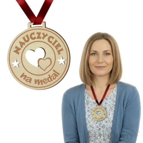prezent dla nauczyciela na dzien edukacji drewniany medal nauczyciel na medal pamiatka1 7 2 cm