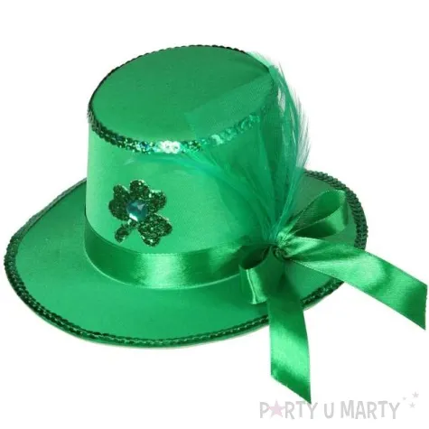 przypinka cylinder swiety patryk widmann