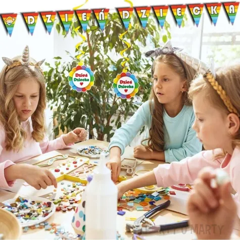swiderki wiszace teczowy dzien dziecka 6 szt