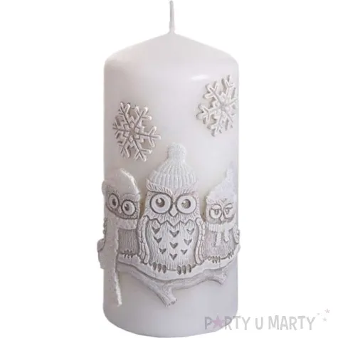swieca pienkowa zimowe sowy biala bartek candles 60 130 mm