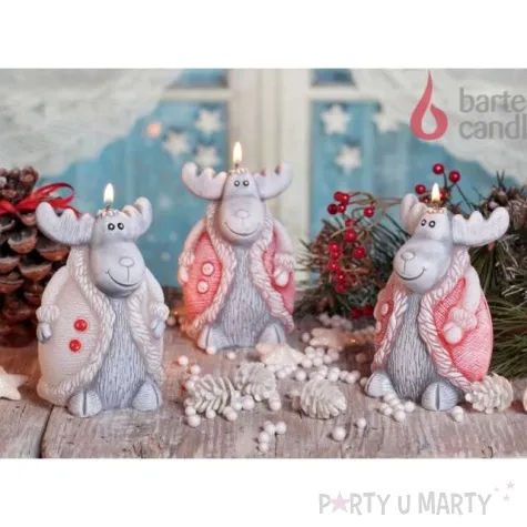 swieca renifer w sweterku szara bartek candles 125 mm