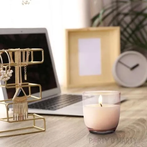 swieca zapachowa w szkle czerwone owoce i aloes bispol 7 6 cm