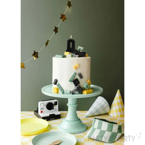 swieczka na tort cyfra 0 czarny partydeco 6 cm