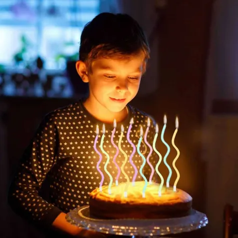 swieczki na tort zakrecone mix 7 7 6 szt