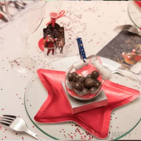 talerzyki papierowe gwiazda czerwony santex 22 cm 10 szt