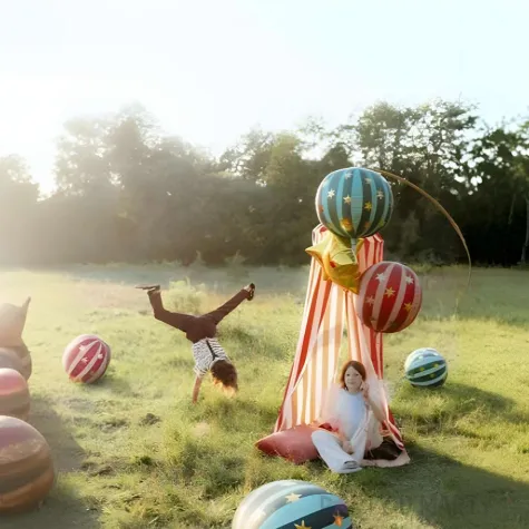 xx balon foliowy pilka w gwiazdki 75 cm czerwony