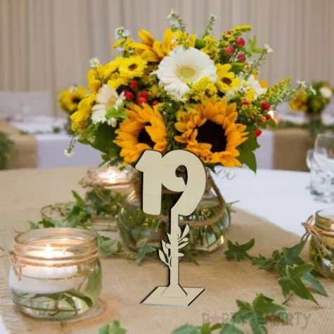 xx numer na stol 19 drewno