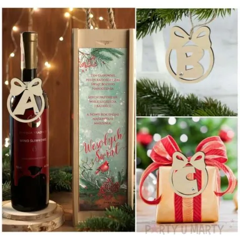 zawieszka drewniana bombka z literka w i perelka 65 x 75 mm