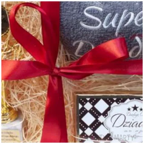 zestaw prezentowy czekolada recznik puchar dla super dziadka giftworld