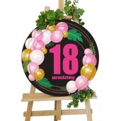 dekoracja sali na urodziny osiemnastke tablica powitalna liczba 18 baloniki czarno rozowa