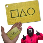 zaproszenie squid game zlota karta 8 5 x 5 5 cm