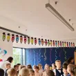 dekoracja do powieszenia girlanda papierowa pasowanie na przedszkolaka kredki baner 3 3 m