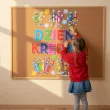 dekoracja do szkoly przedszkola na gazetke dzien kredki kolorowi przyjaciele do powieszenia