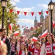 dekoracja na 11 listopada swieto niepodleglosci girlanda baner flagi polska bialo czerwony 3 6 m