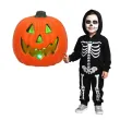 dekoracja na halloween lampka led straszna dynia pomaranczowa 20 cm