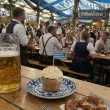 dekoracja na muffinki kielbaski ciasto pikery oktoberfest flagi w kratke niebieskie 6 szt