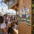 dekoracja na oktoberfest plakat do powieszenia na okno drzwi bawarski festiwal piwa festyn bawaria
