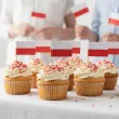 dekoracje na muffinki pikery flaga polski bialo czerwone apel swieto 11 listopada