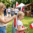 dekoracje na swieto niepodleglosci 11 listopada tasiemki na kotyliony wstazki polska biala czerwona