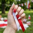 dekoracje na swieto niepodleglosci 11 listopada tasiemki na kotyliony wstazki polska biala czerwona