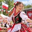 dekoracje na swieto niepodleglosci 11 listopada tasiemki na kotyliony wstazki polska biala czerwona