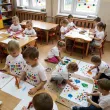 koszulka dziecieca z nadrukiem dla chlopca dziewczynki dzien kropki biala do przedszkola 116