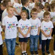 koszulka dziecieca z nadrukiem dla chlopca dziewczynki dzien kropki biala do przedszkola 140