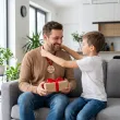 prezent na dzien ojca 23 czerwca urodziny drewniany medal super tata upominek