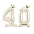 stojacy balon foliowy cyfra 4 z korona dekoracja na urodziny kremowy 33 dgt
