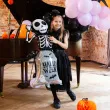 xx balon foliowy szkielet na nagrobku halloween
